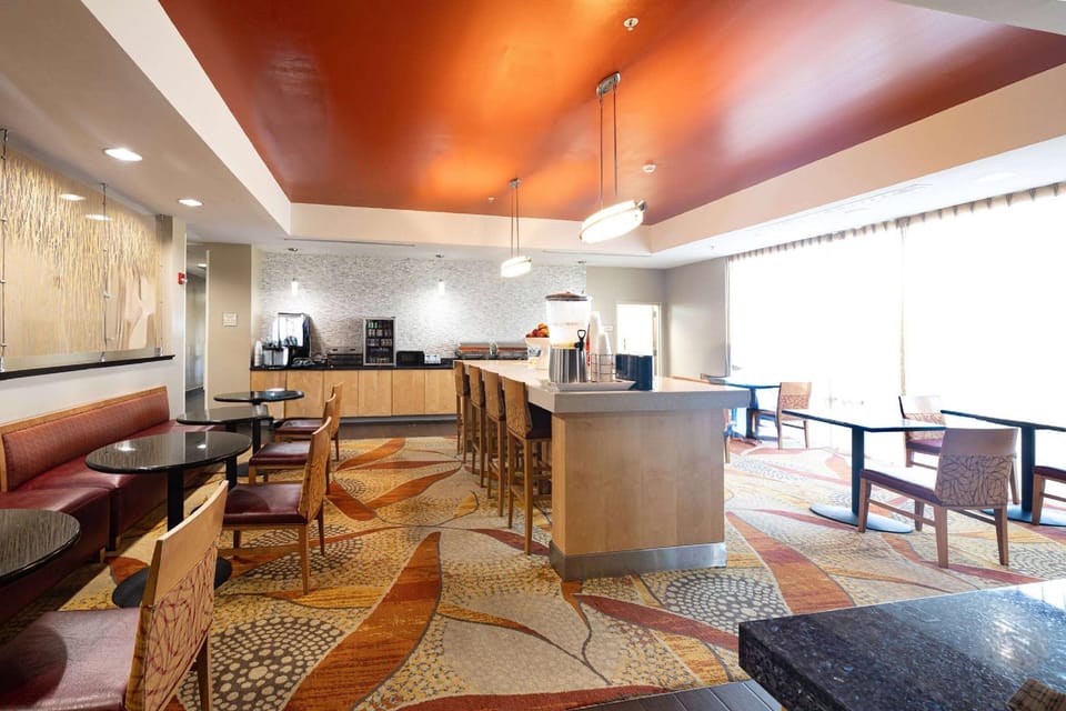 La Quinta Inn & Suites by Wyndham Starkville at MSU Hotel in Starkville