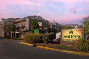 HomeTowne Studios Louisville Hotel in Jeffersontown