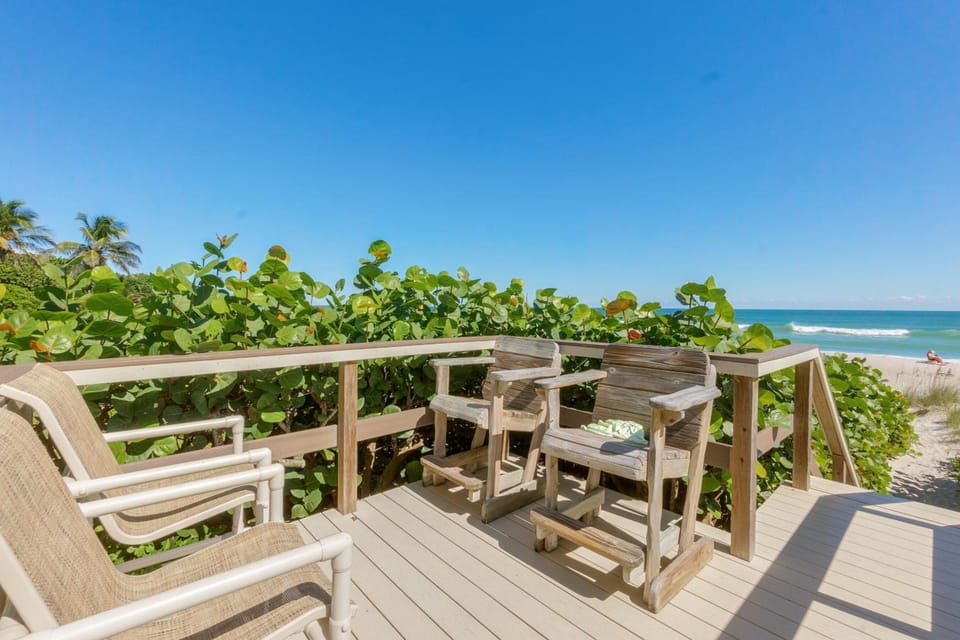 Tuckaway Shores Resort Resort in Indialantic