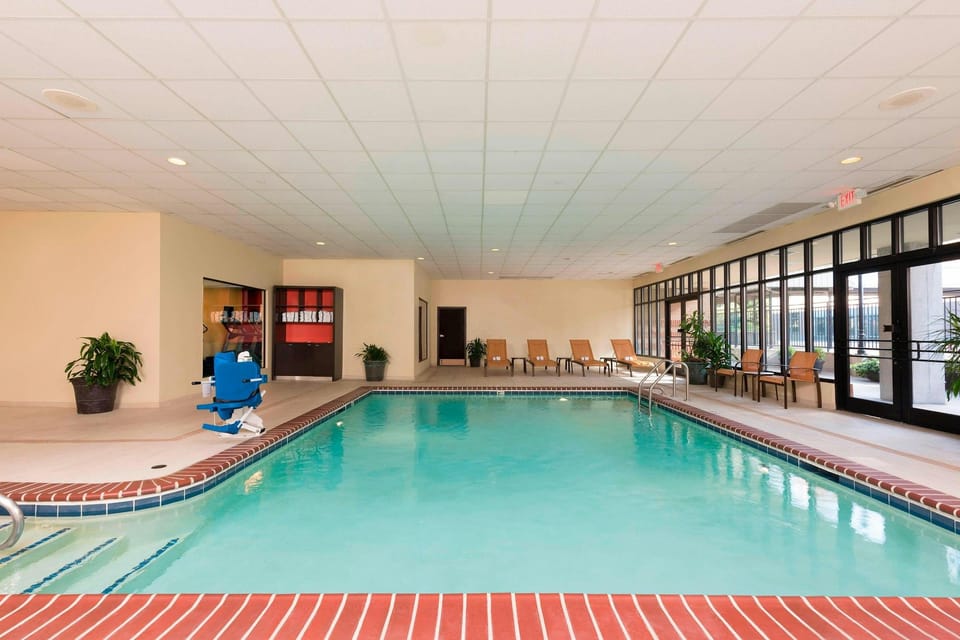Courtyard by Marriott Louisville Downtown Hotel in Louisville