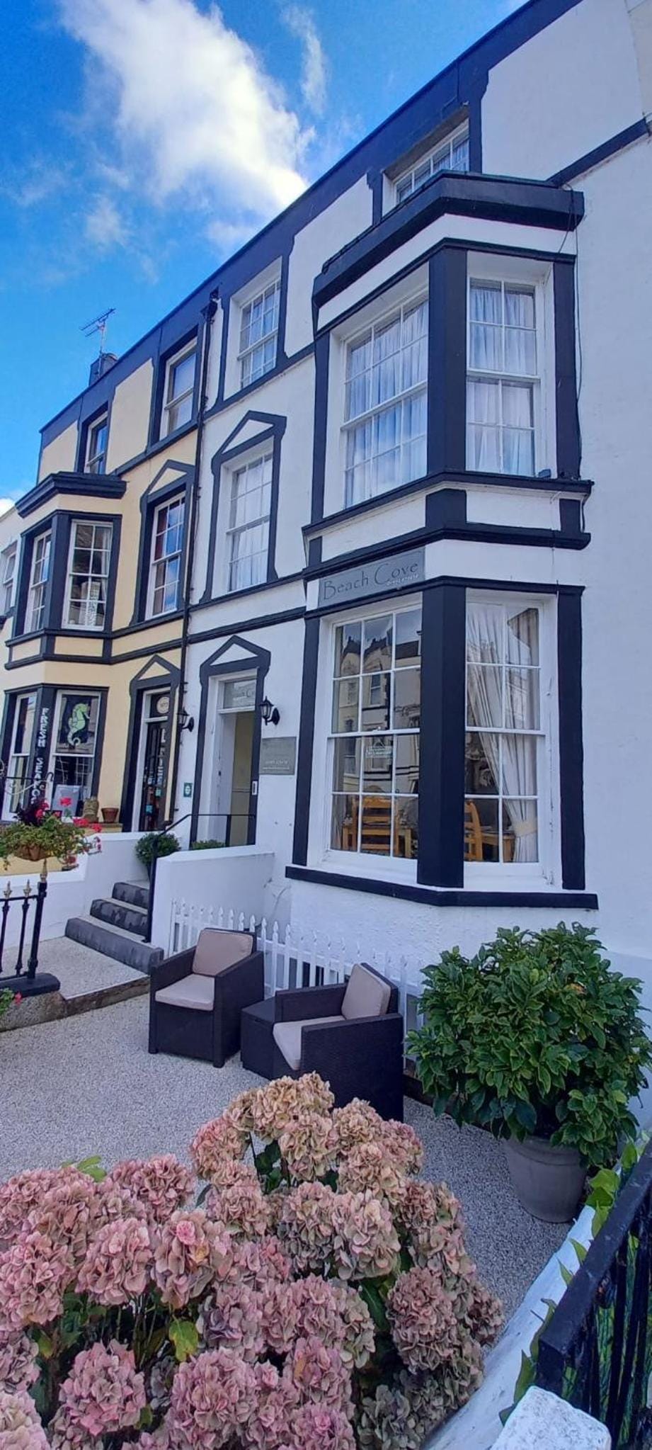 Beach Cove Hotel in Llandudno