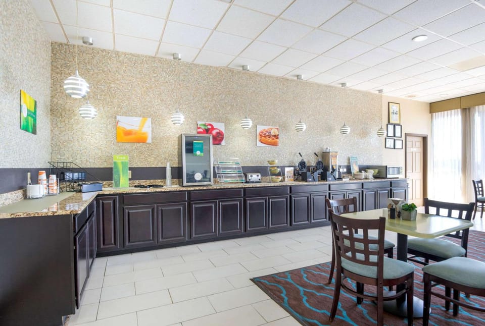 Quality Inn Sweetwater I-20 Hotel in Texas