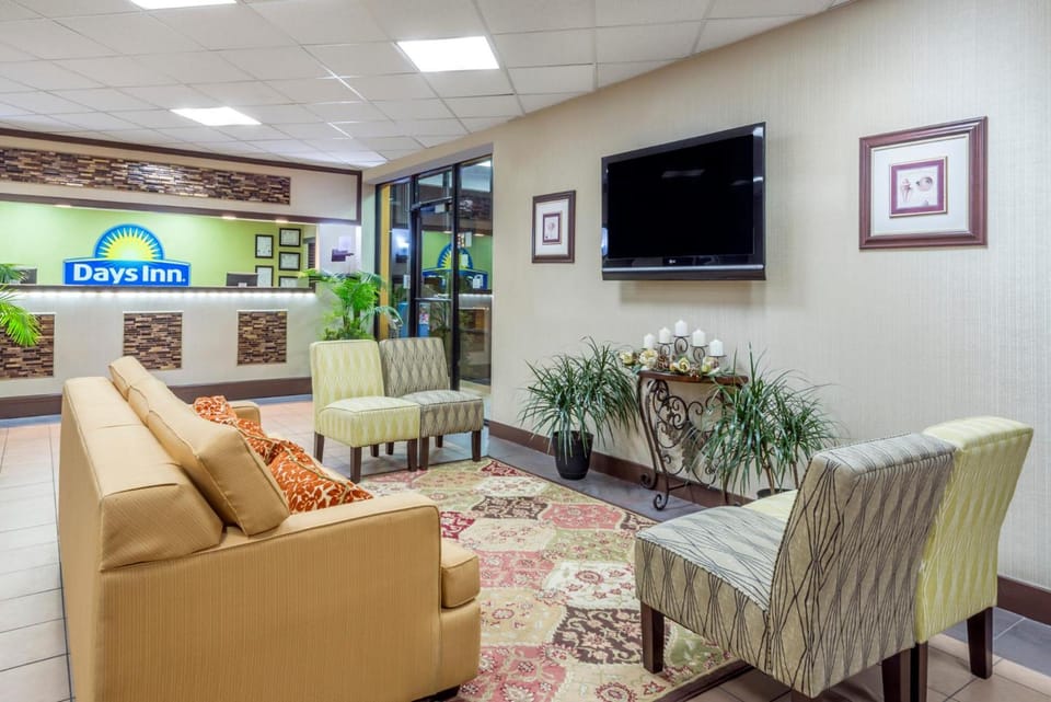 Days Inn by Wyndham Knoxville East Hotel in Knoxville