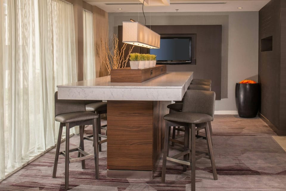 Courtyard by Marriott Baltimore BWI Airport Hotel in Linthicum Heights