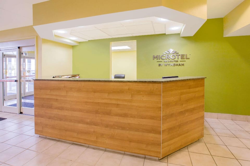 Microtel Inn & Suites by Wyndham Delphos Hotel in Ohio