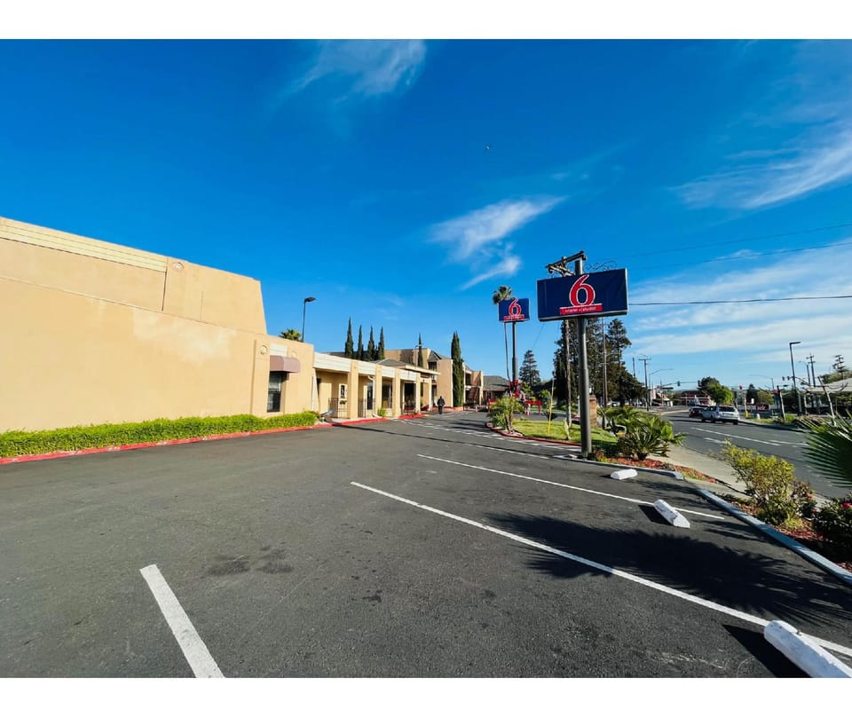 Motel 6 Vallejo, CA - Napa Valley Hotel in Vallejo