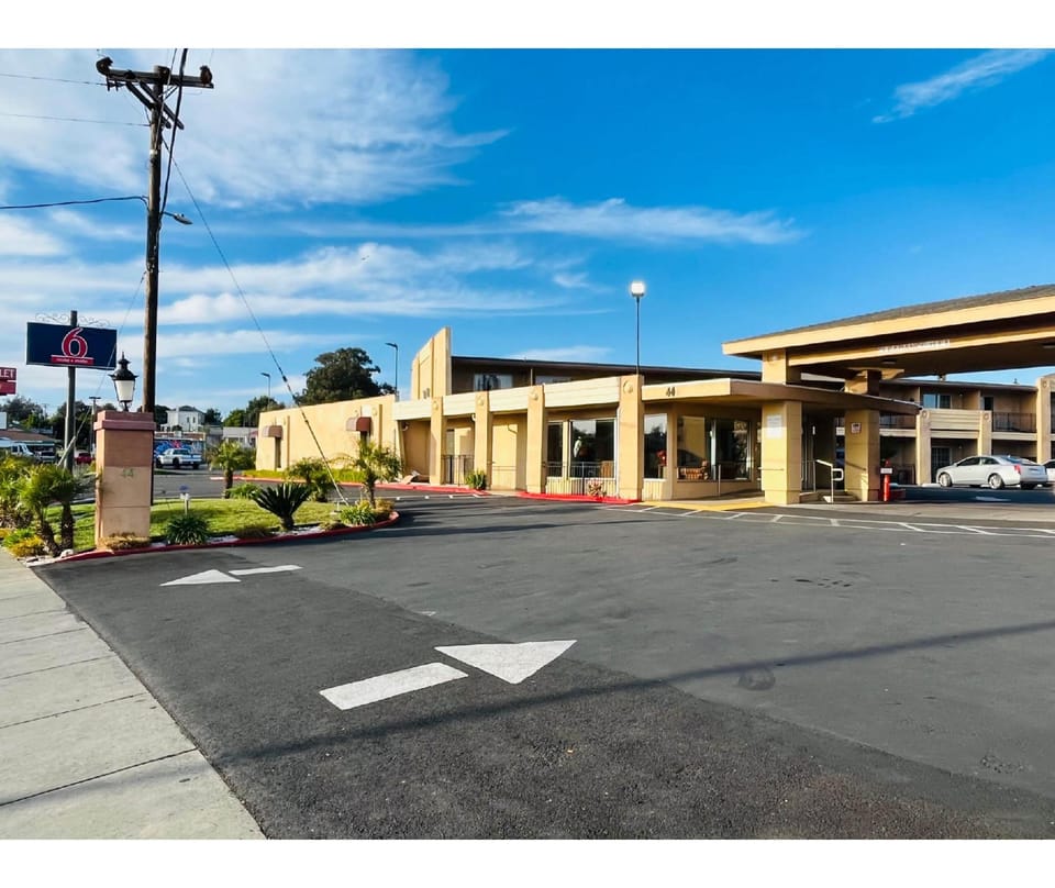 Motel 6 Vallejo, CA - Napa Valley Hotel in Vallejo