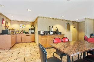 Seattle South Tukwila Hotel in Bryn Mawr-Skyway
