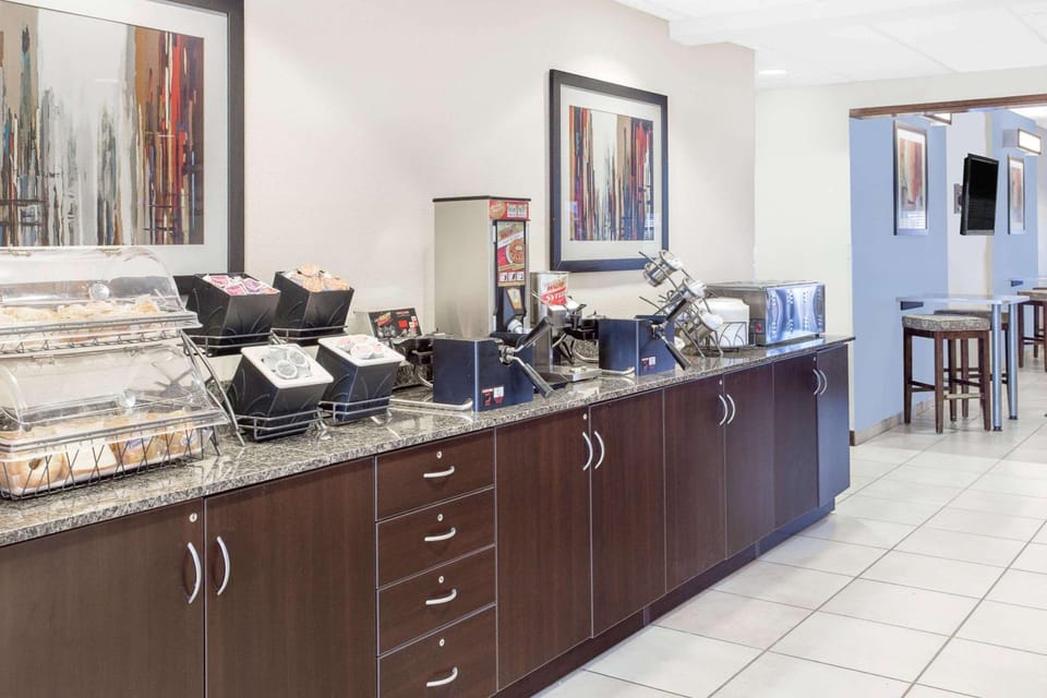 Microtel Inn & Suites by Wyndham San Angelo Hotel in San Angelo