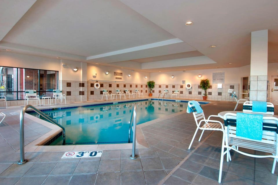 Courtyard by Marriott Madison East Hotel in Madison