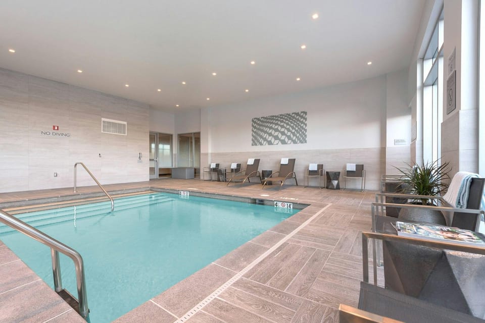 AC Hotel Boston North Hotel in Somerville