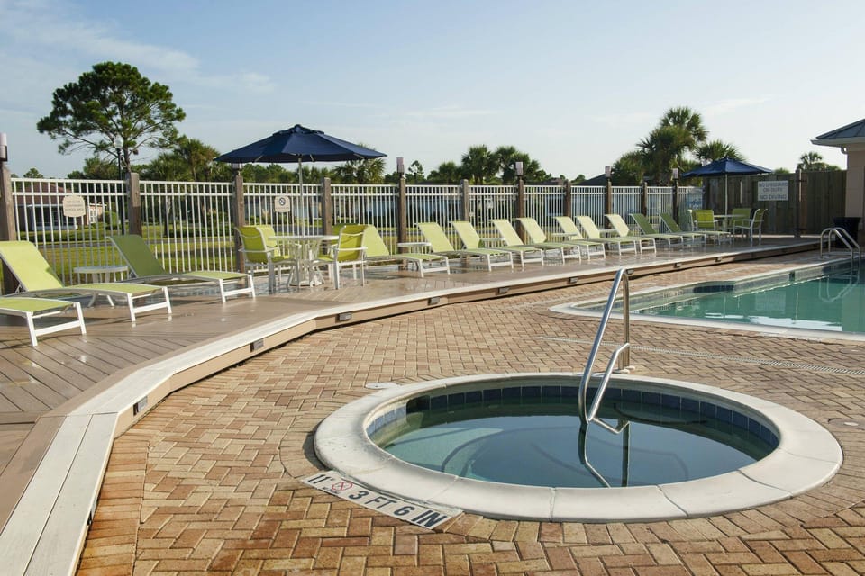 Hot tub