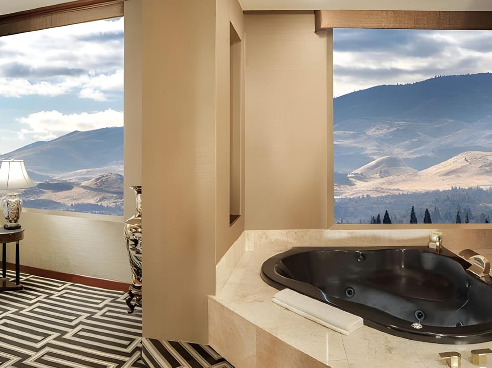 Silver Legacy Reno- A Caesars Rewards Destination  Resort in Reno