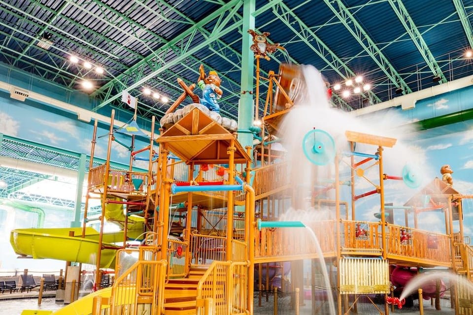 Great Wolf Lodge - Sandusky Oh Lodge in Lake Erie