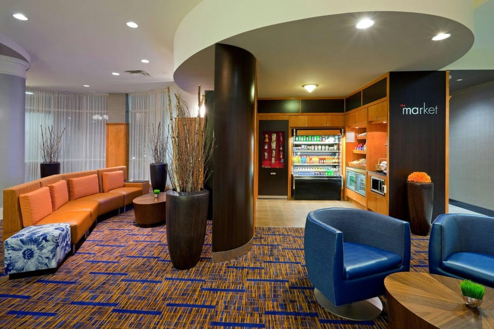 Courtyard by Marriott Toronto Markham Hotel in Richmond Hill