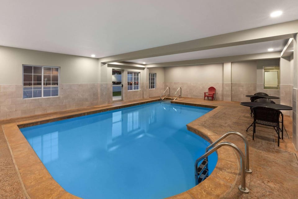 La Quinta Inn & Suites by Wyndham McAlester Hotel in McAlester