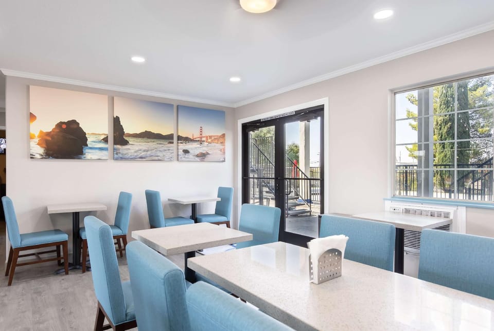Days Inn by Wyndham Red Bluff Hotel in Red Bluff