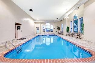 Super 8 Olive Branch Hotel in Olive Branch