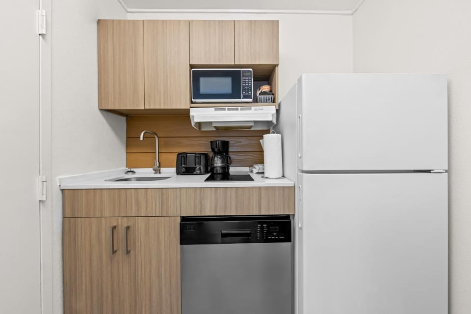 MainStay Suites Knoxville - Cedar Bluff Hotel in Cedar Bluff