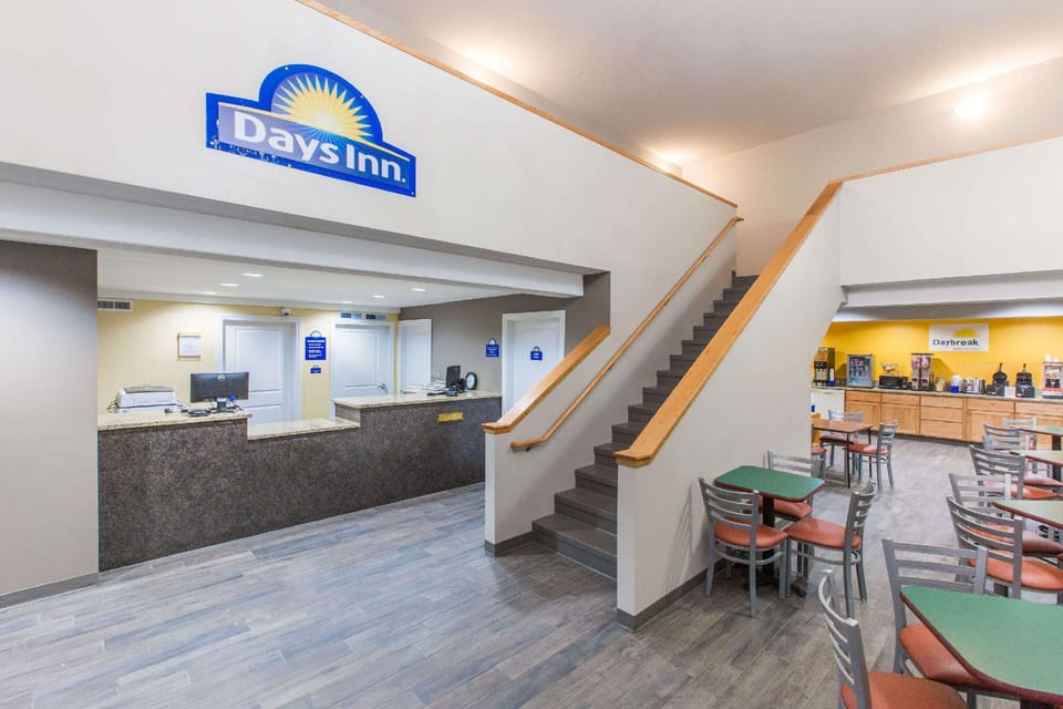 Days Inn by Wyndham Hays Hotel in Hays