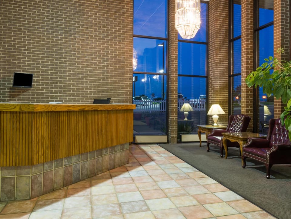 Super 8 By Wyndham Miamisburg Dayton S Area Oh Hotel in Miamisburg