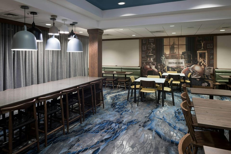 Fairfield by Marriott Inn & Suites South Bend at Notre Dame Hotel in South Bend