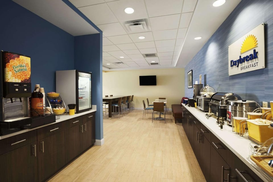 Sleep Inn & Suites Altoona North Hotel in Allegheny River