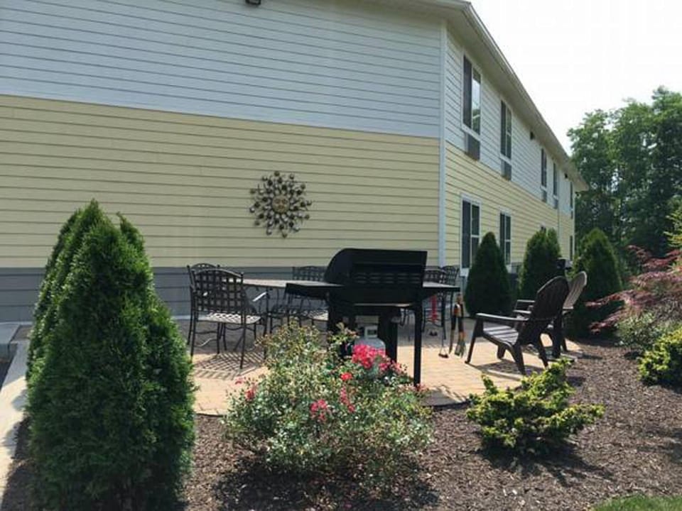 Sleep Inn & Suites Altoona North Hotel in Allegheny River