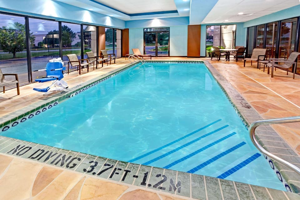 Wingate by Wyndham Tinley Park Hotel in Tinley Park