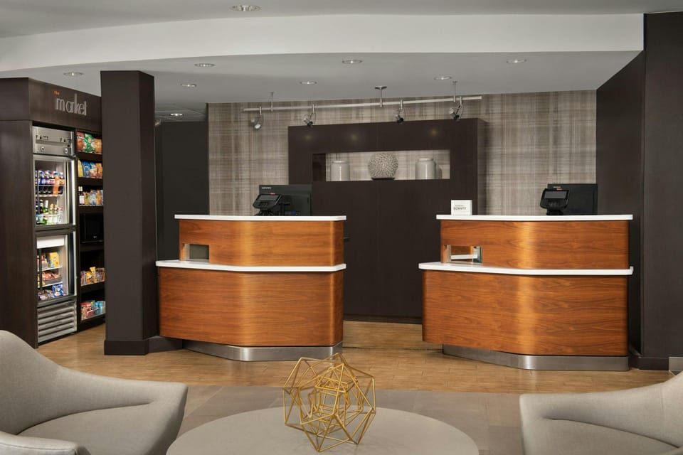 Courtyard by Marriott Dothan Hotel in Dothan