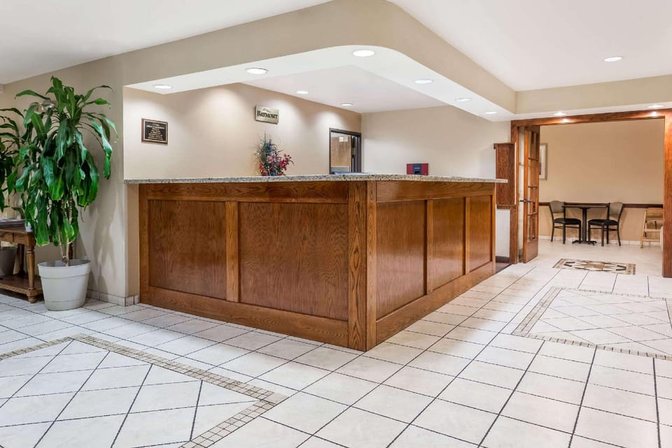 Baymont by Wyndham Yreka Hotel in Yreka