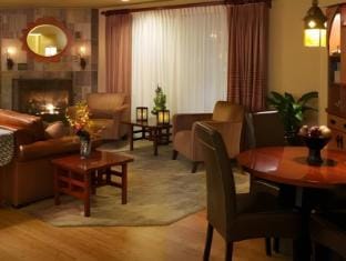 Larkspur Landing Extended Stay Suites Hillsboro Hotel in Hillsboro