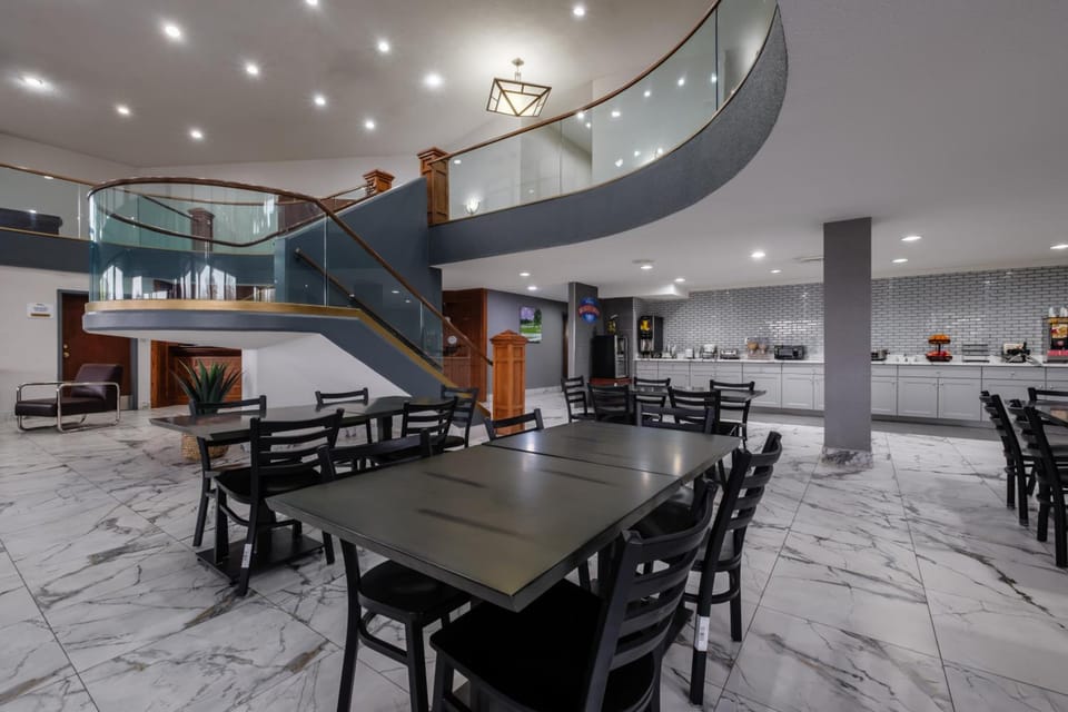 Baymont by Wyndham Louisville Airport South Hotel in Louisville