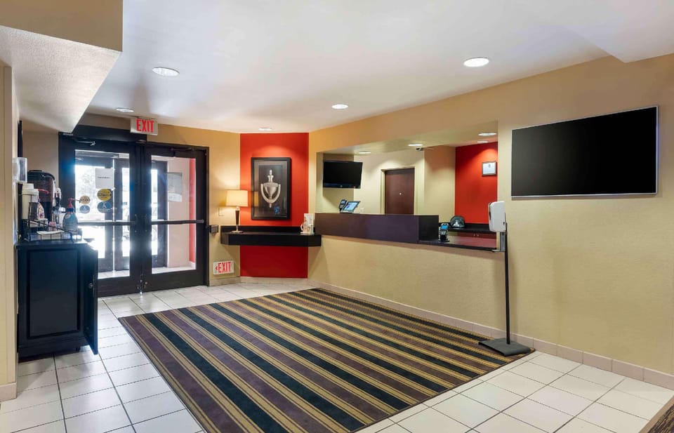 Extended Stay America Suites - Reno - South Meadows Hotel in Reno