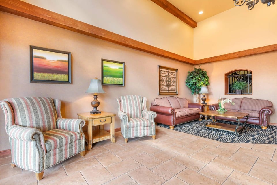 Clarion Inn Ormond Beach at Destination Daytona Hotel in Ormond Beach