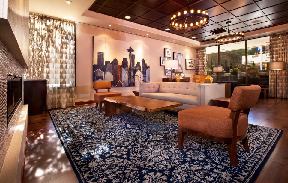 Warwick Seattle Hotel in Belltown