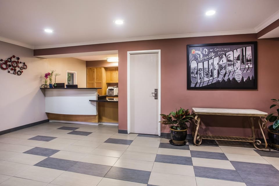 Super 8 By Wyndham Vacaville Hotel in Vacaville