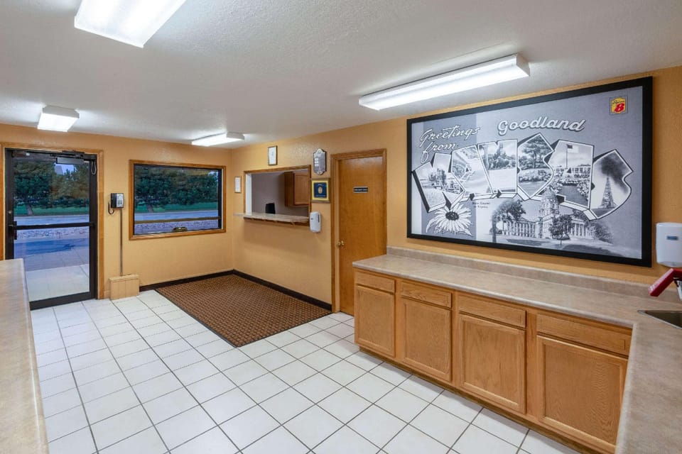 Super 8 By Wyndham Goodland Hotel in Kansas