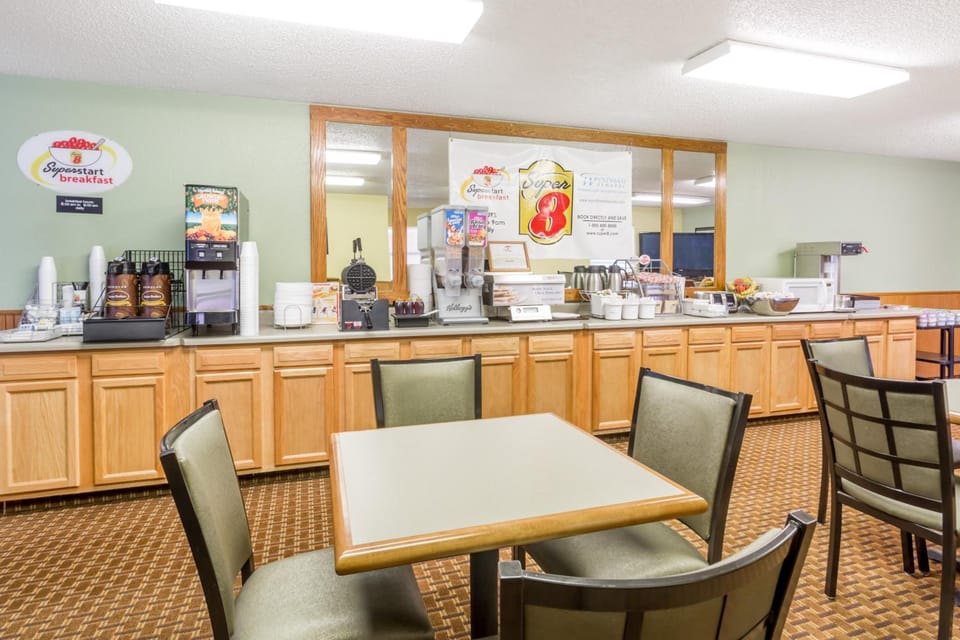 Super 8 By Wyndham Goodland Hotel in Kansas