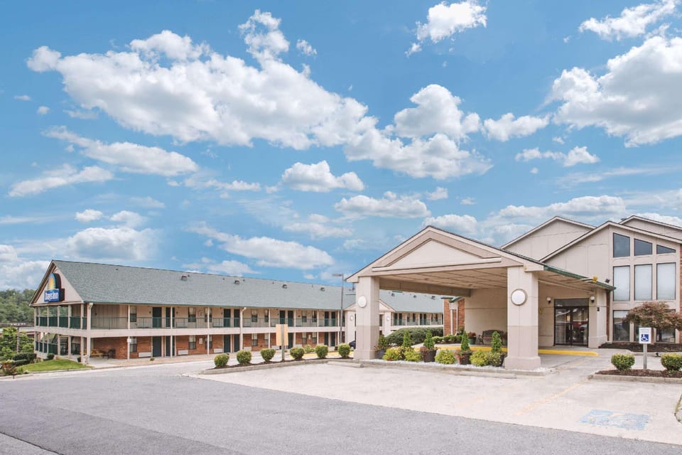 Days Inn by Wyndham Wytheville Hotel in Wytheville