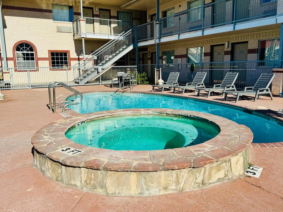 Baymont by Wyndham New Braunfels TX Hotel in New Braunfels