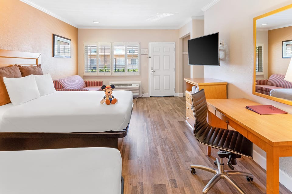 Guestroom