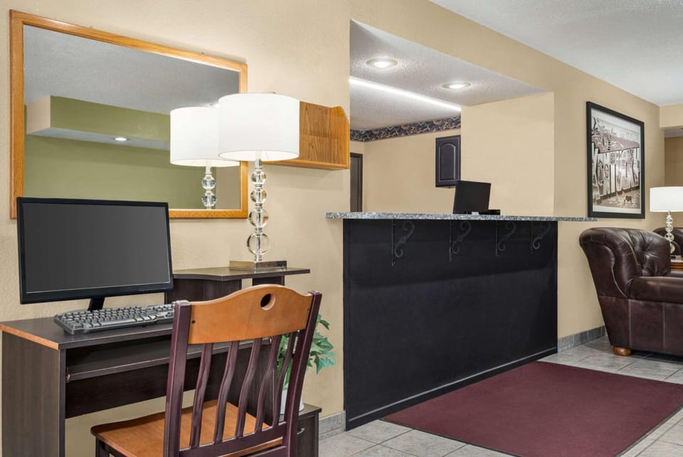 Super 8 By Wyndham Maysville Ky Hotel in Ohio
