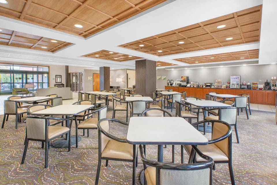 Wingate by Wyndham Sylvania/Toledo Hotel in Ohio