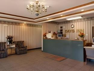Days Inn by Wyndham Butler Hotel in Ozark Mountains