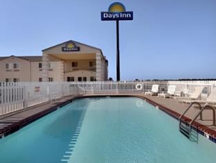 Days Inn by Wyndham Butler Hotel in Ozark Mountains