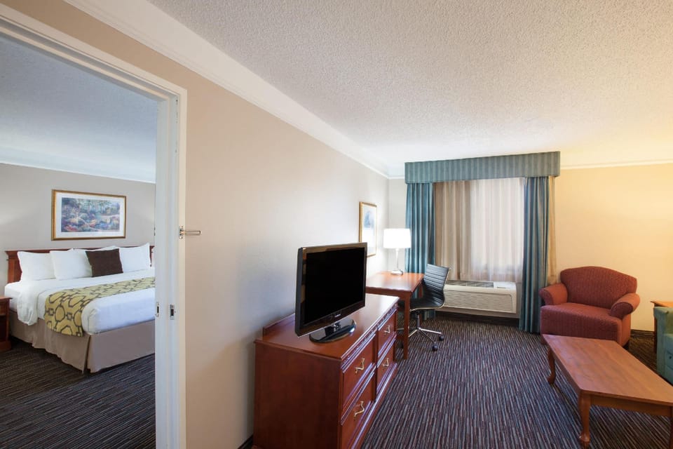 Suite room