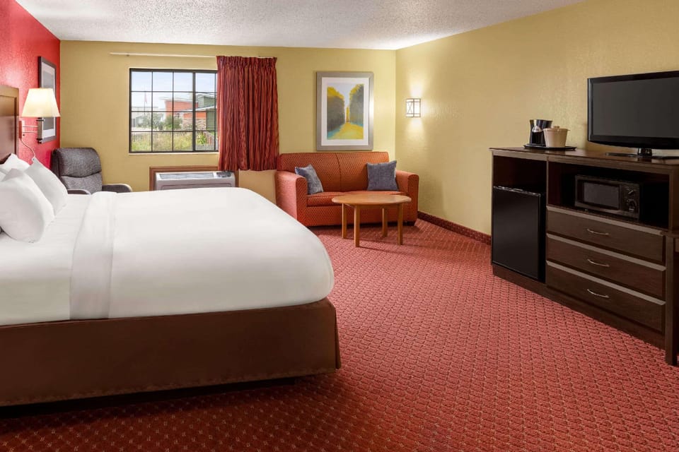 Suite room