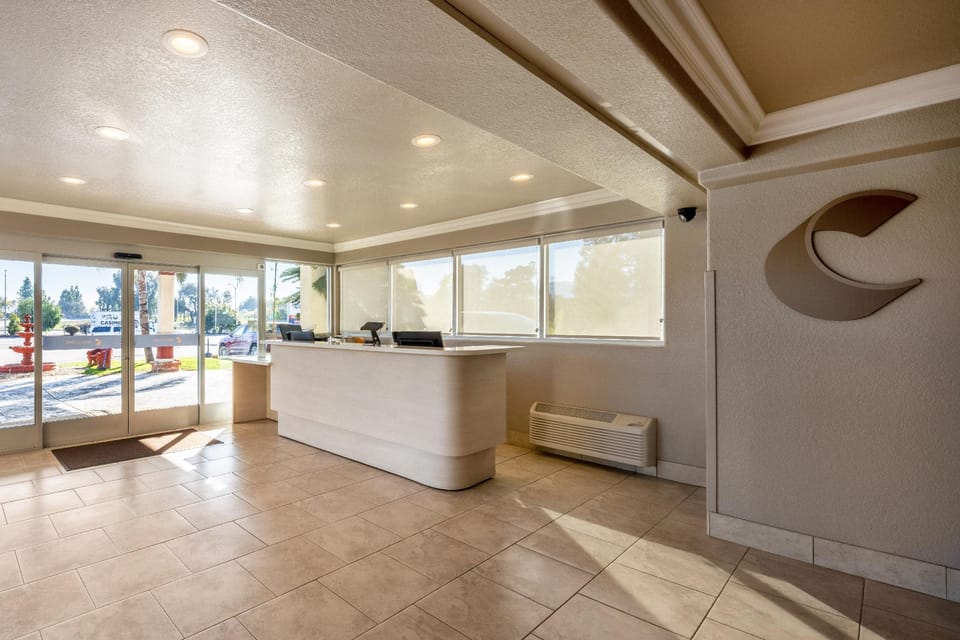 Comfort Inn Gilroy Hotel in Gilroy