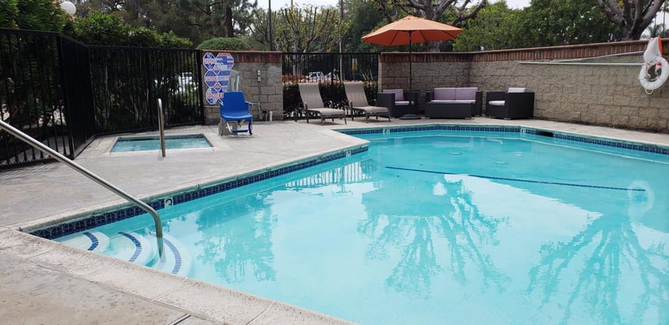 Oak Tree Inn Inn in Arcadia